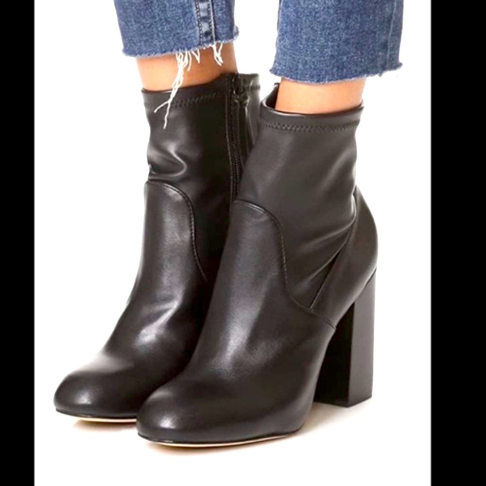 Rebecca Minkoff Bojana Stret Block Heel Bootie